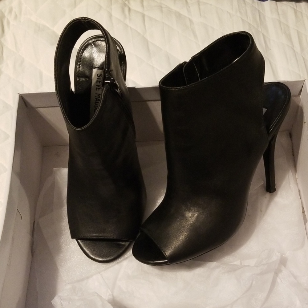 Steve Madden Black Rock N Roll Bootie